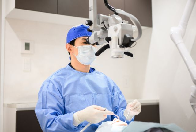 マイクロスコープを用いた虫歯治療