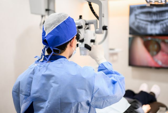 精密根管治療の施術イメージ